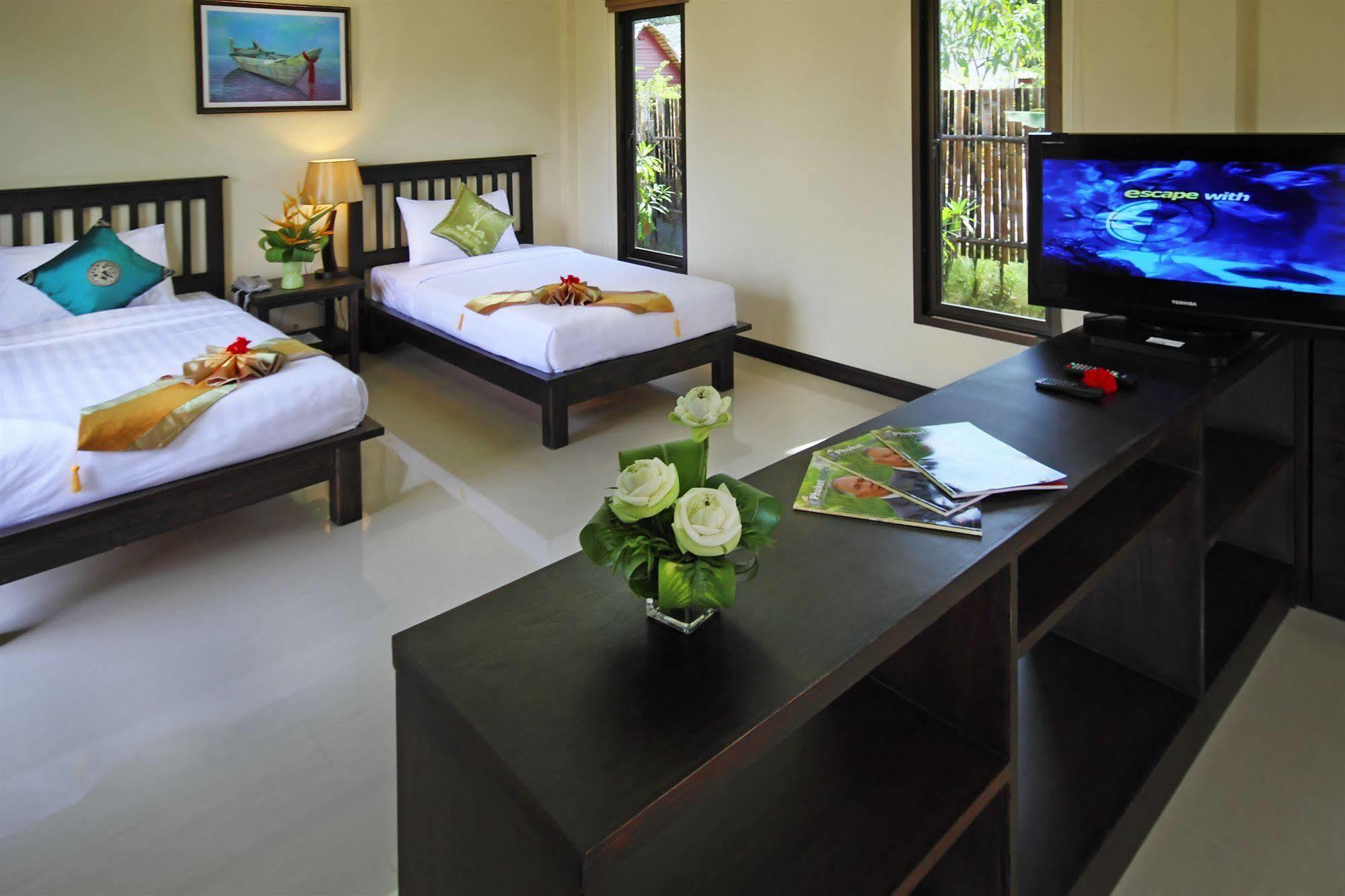 The Villa Laemhin Lagoon Resort Phuket Exterior photo