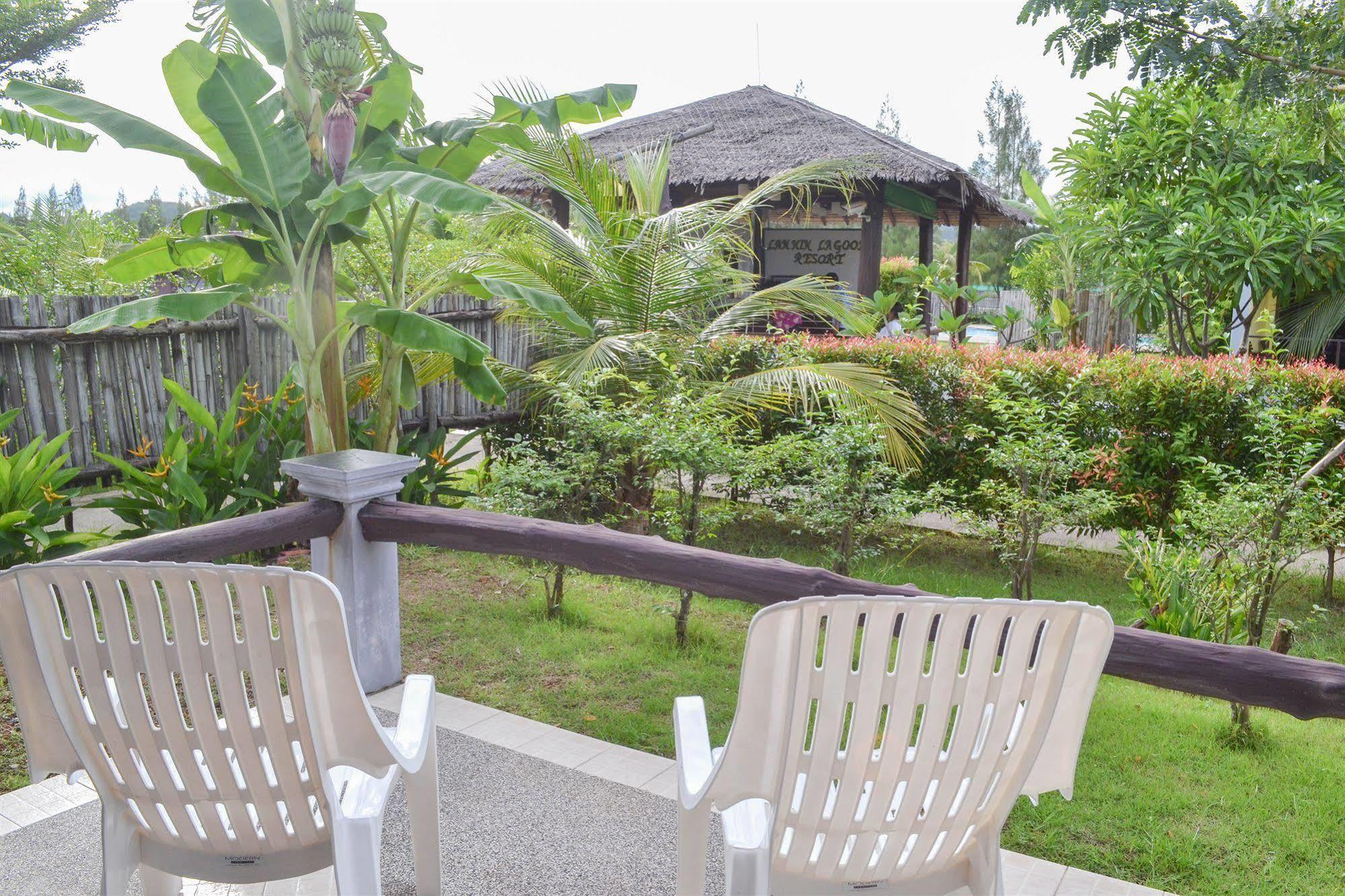 The Villa Laemhin Lagoon Resort Phuket Exterior photo