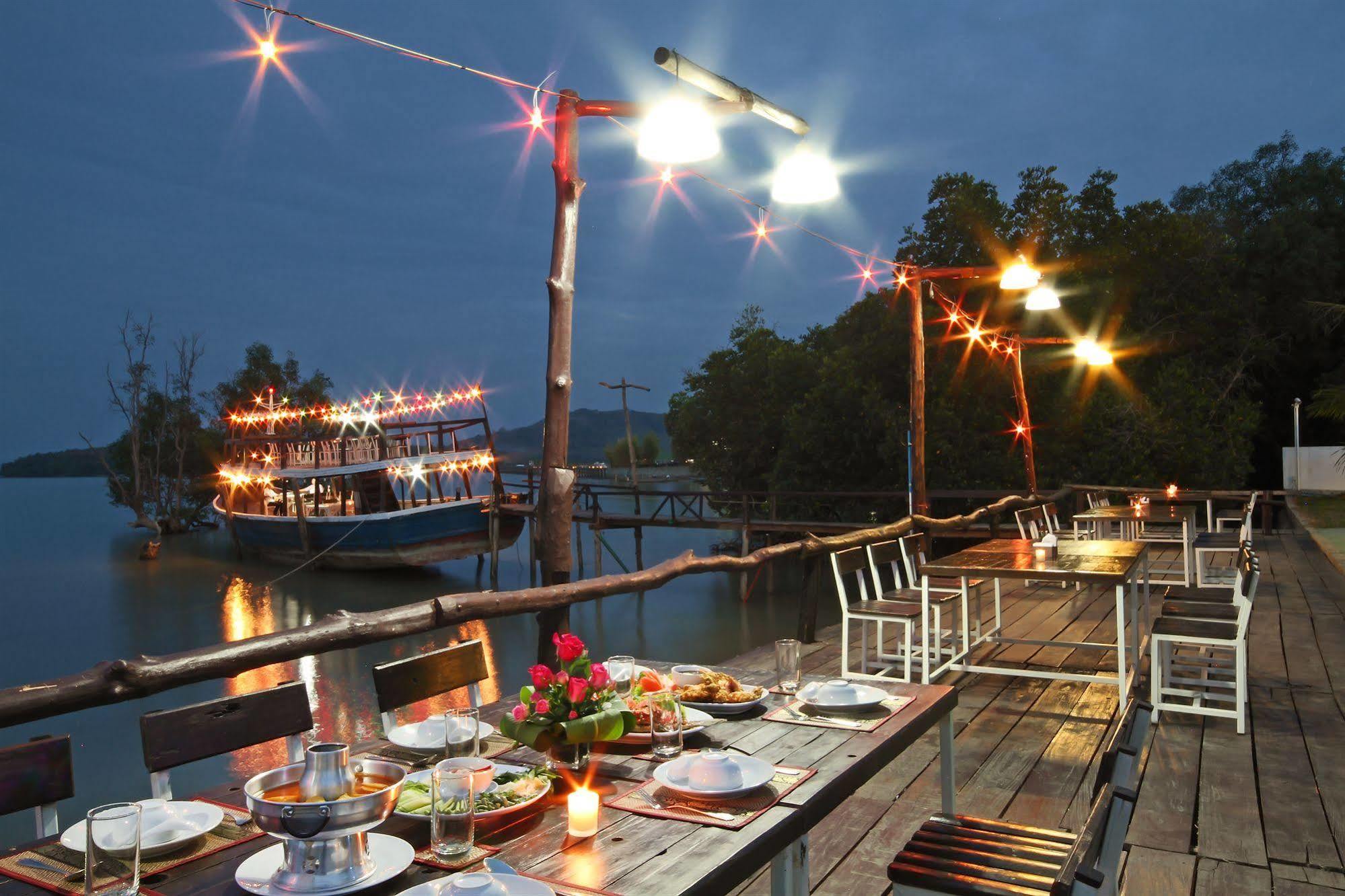 The Villa Laemhin Lagoon Resort Phuket Exterior photo